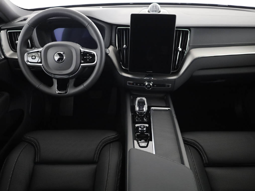 VOLVO XC60 2.0 T8 TE Ultra Dark eAWD-image-2