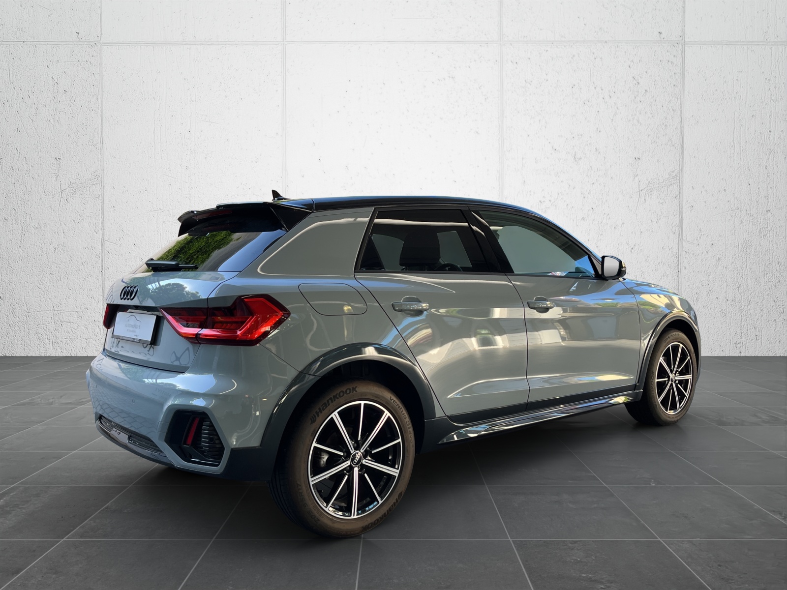 AUDI A1 City Carver 30 TFSI Attraction S-tronic-image-4