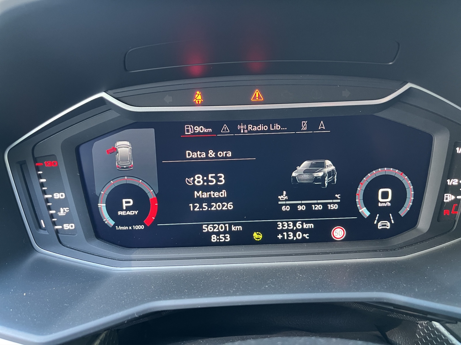 AUDI A1 City Carver 30 TFSI Attraction S-tronic-image-7