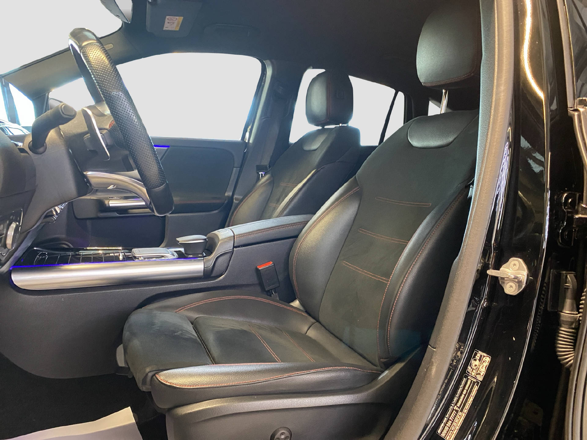 MERCEDES-BENZ GLA 35 AMG 4MATIC-image-11