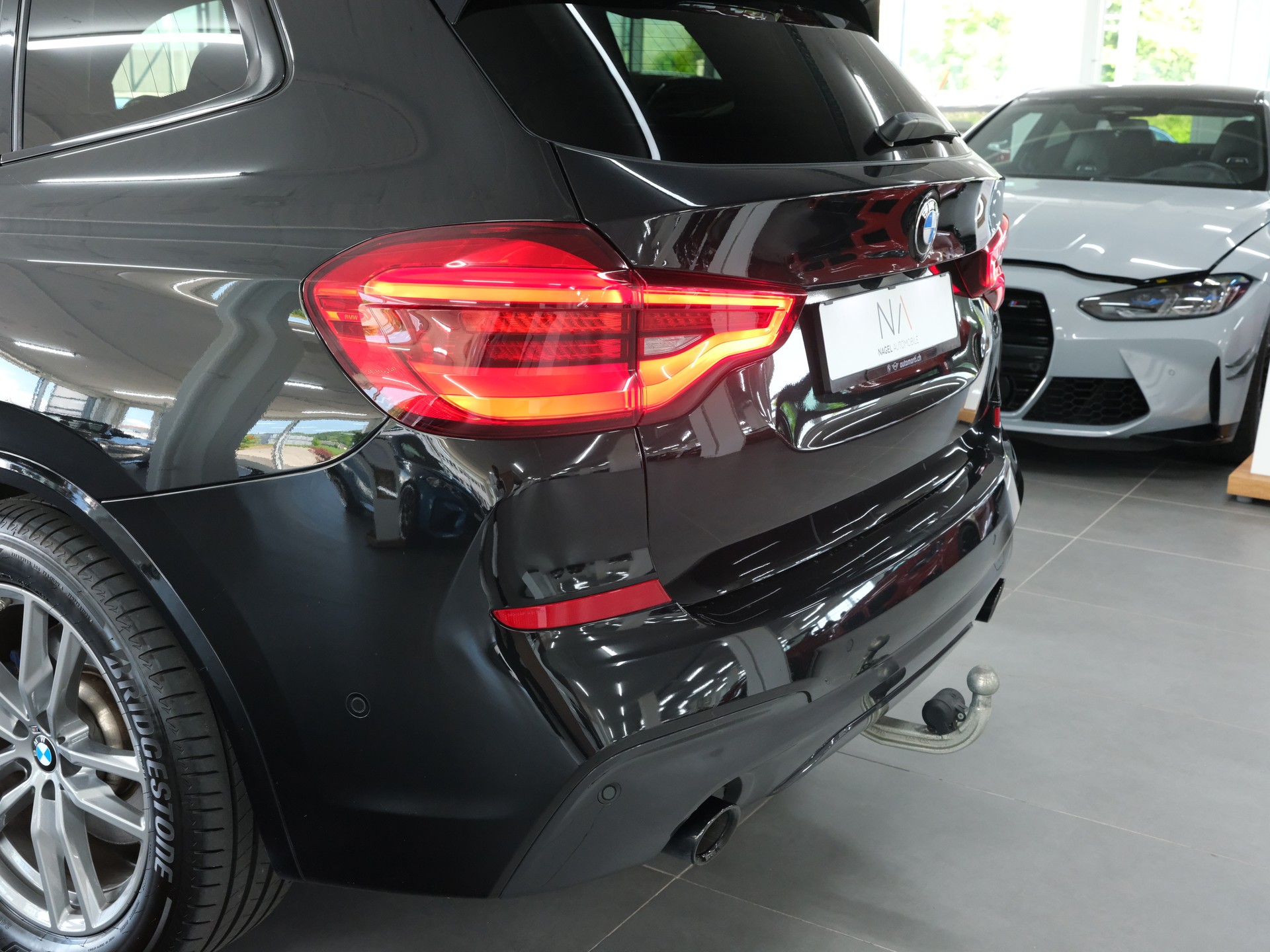 BMW X3 xDrive 30e Luxury Line *Panorama* *Anhängerkupplung* *360 Kamera*-image-9