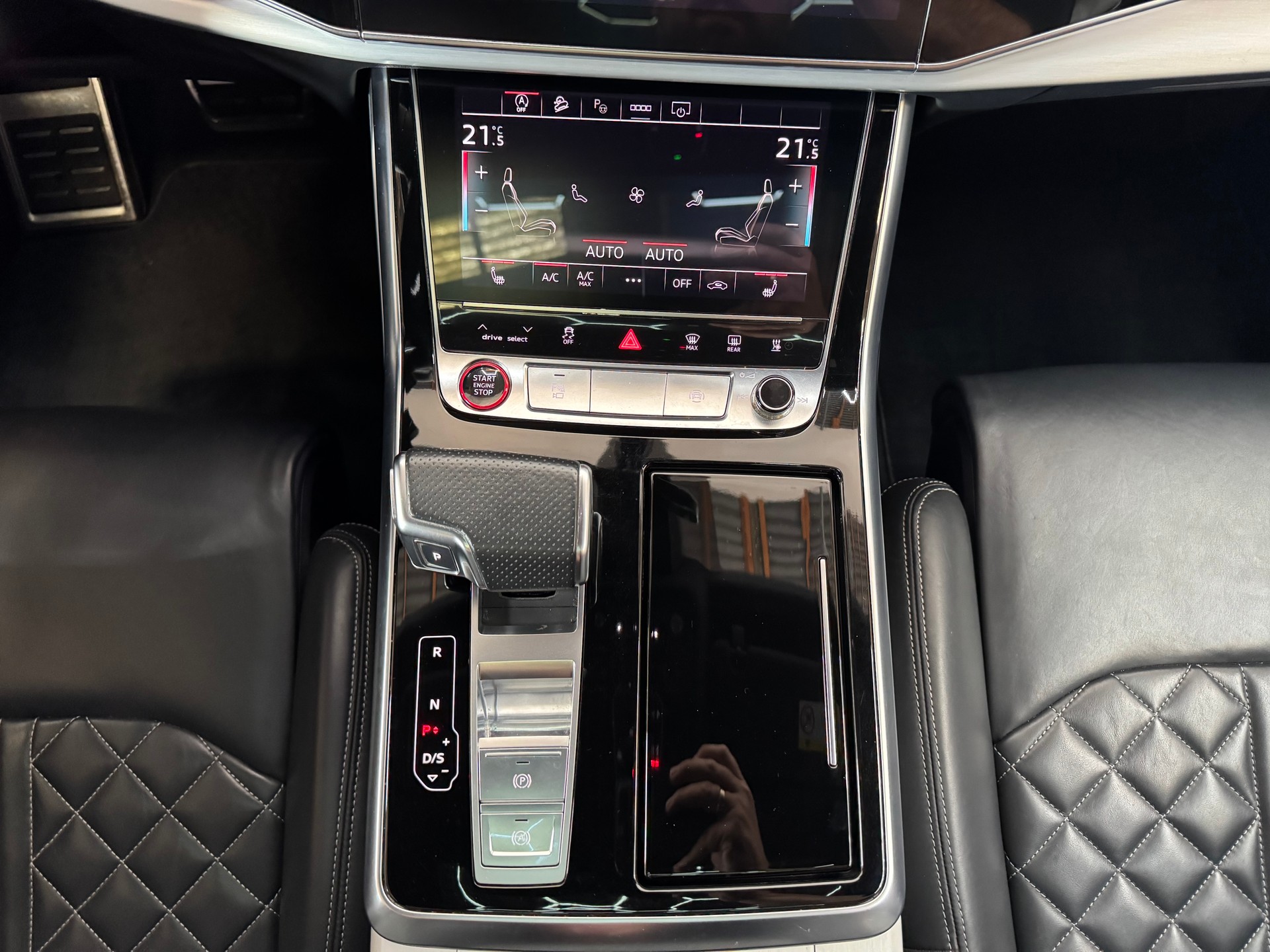AUDI SQ7 TFSI quattro tiptronic-image-24