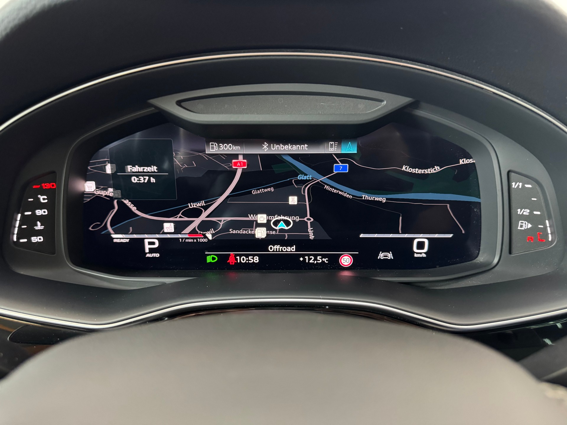 AUDI SQ7 TFSI quattro tiptronic-image-13