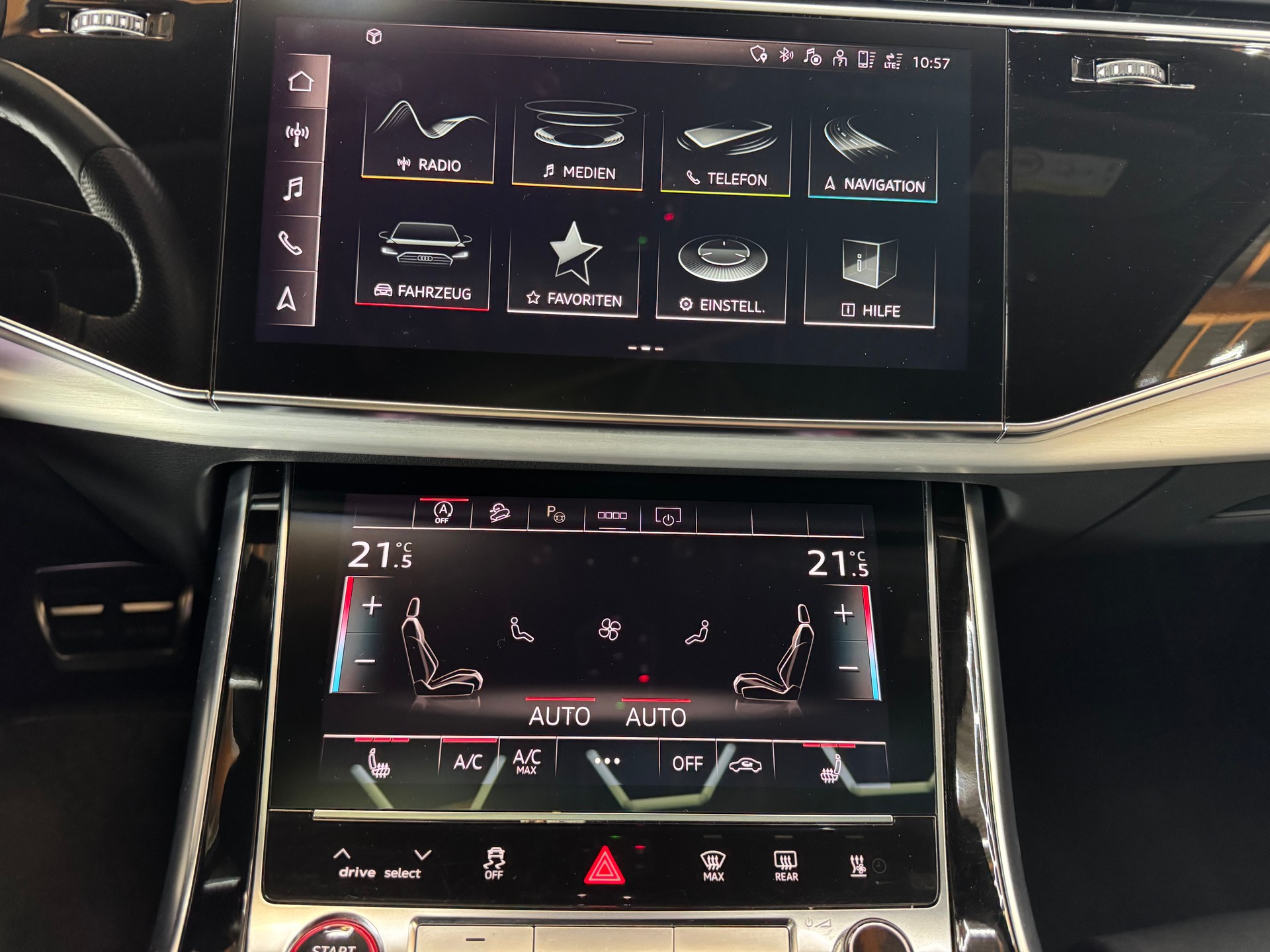 AUDI SQ7 TFSI quattro tiptronic-image-16