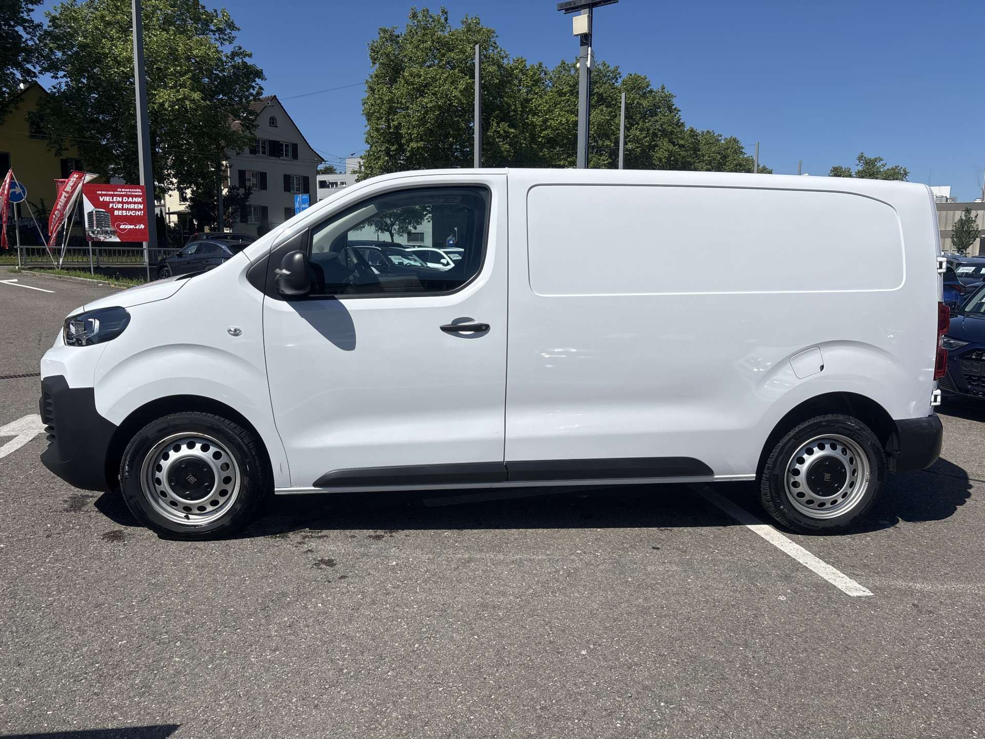 FIAT Scudo 2.0 BlueHDi L2 3-Plätzer EAT-Automat-image-10