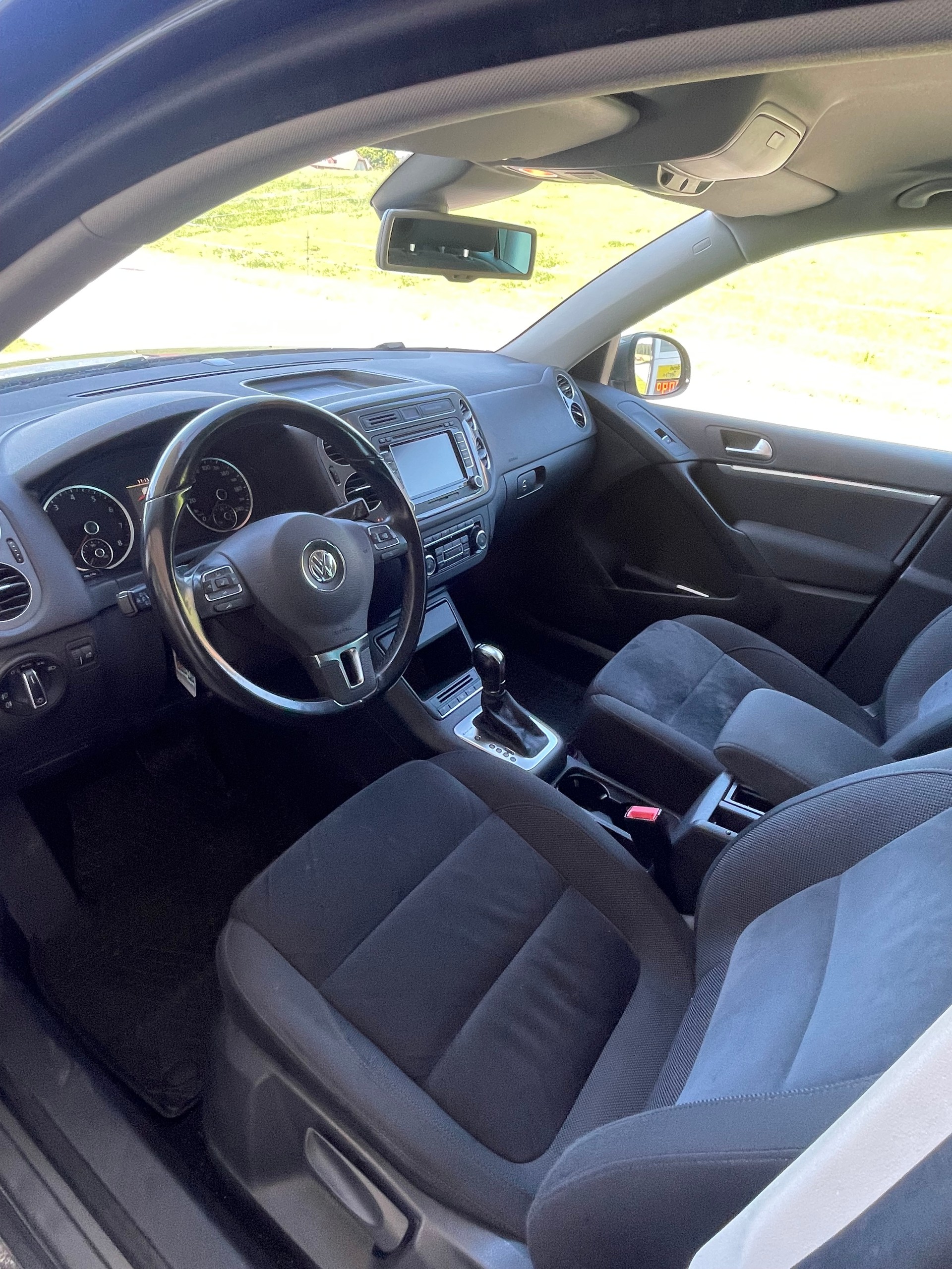 VW Tiguan 2.0 TSI Sport&Style 4Motion DSG-image-3