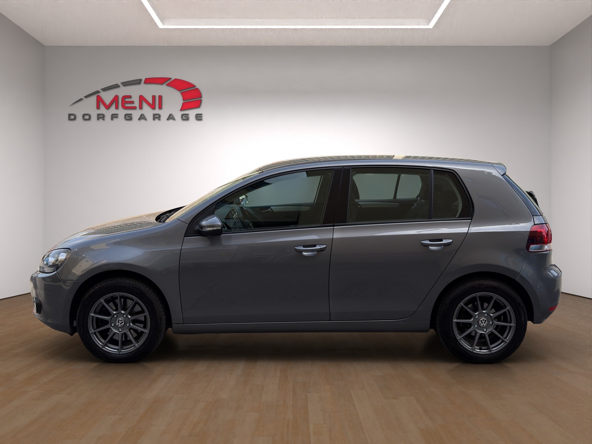 VW Golf 2.0 TDI Highline 4Motion-image-3