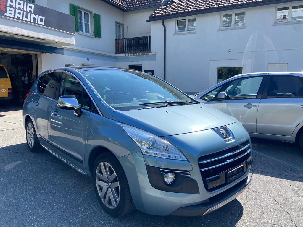 PEUGEOT 3008 HYbrid4 2.0 HDI EGS6-image-0