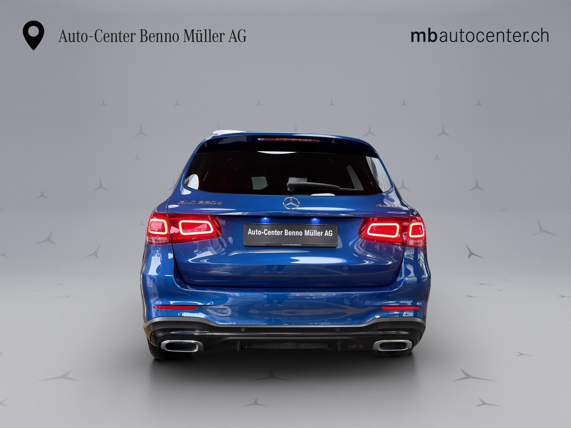 MERCEDES-BENZ GLC 220 d AMG Line 4m-showroom-element-3