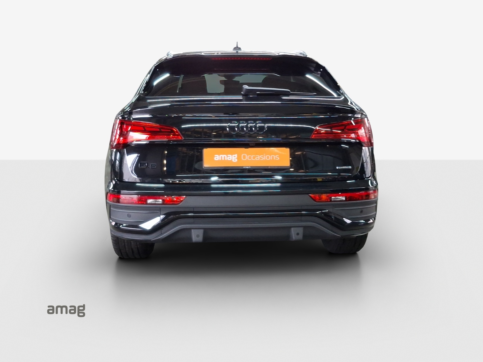AUDI Q5 Sportback 40 TFSI S line quattro S-tronic-image-3