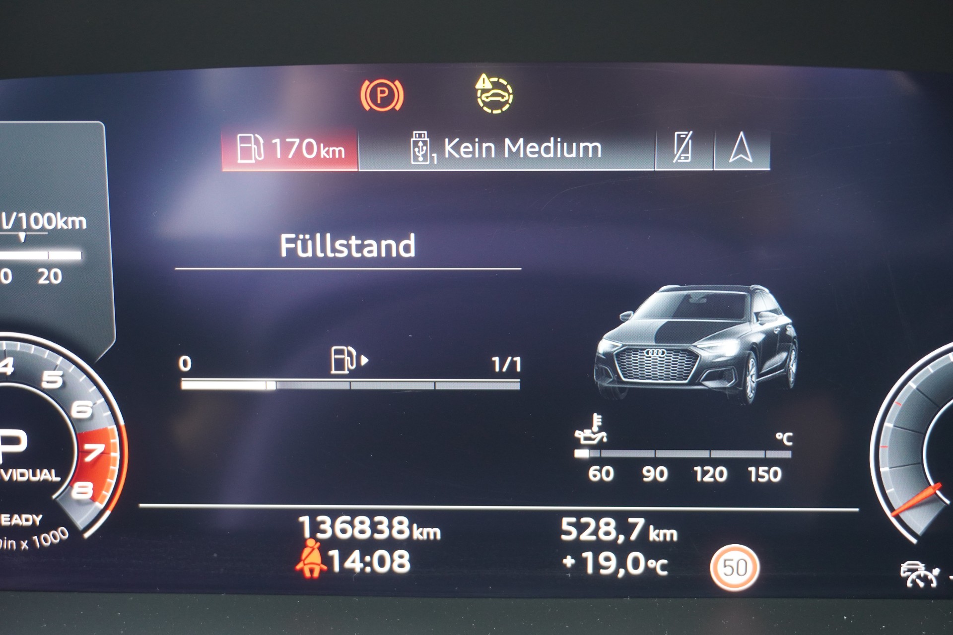 AUDI A3 Sportback 35 TFSI Attraction S-tronic S-LINE!!!-image-29