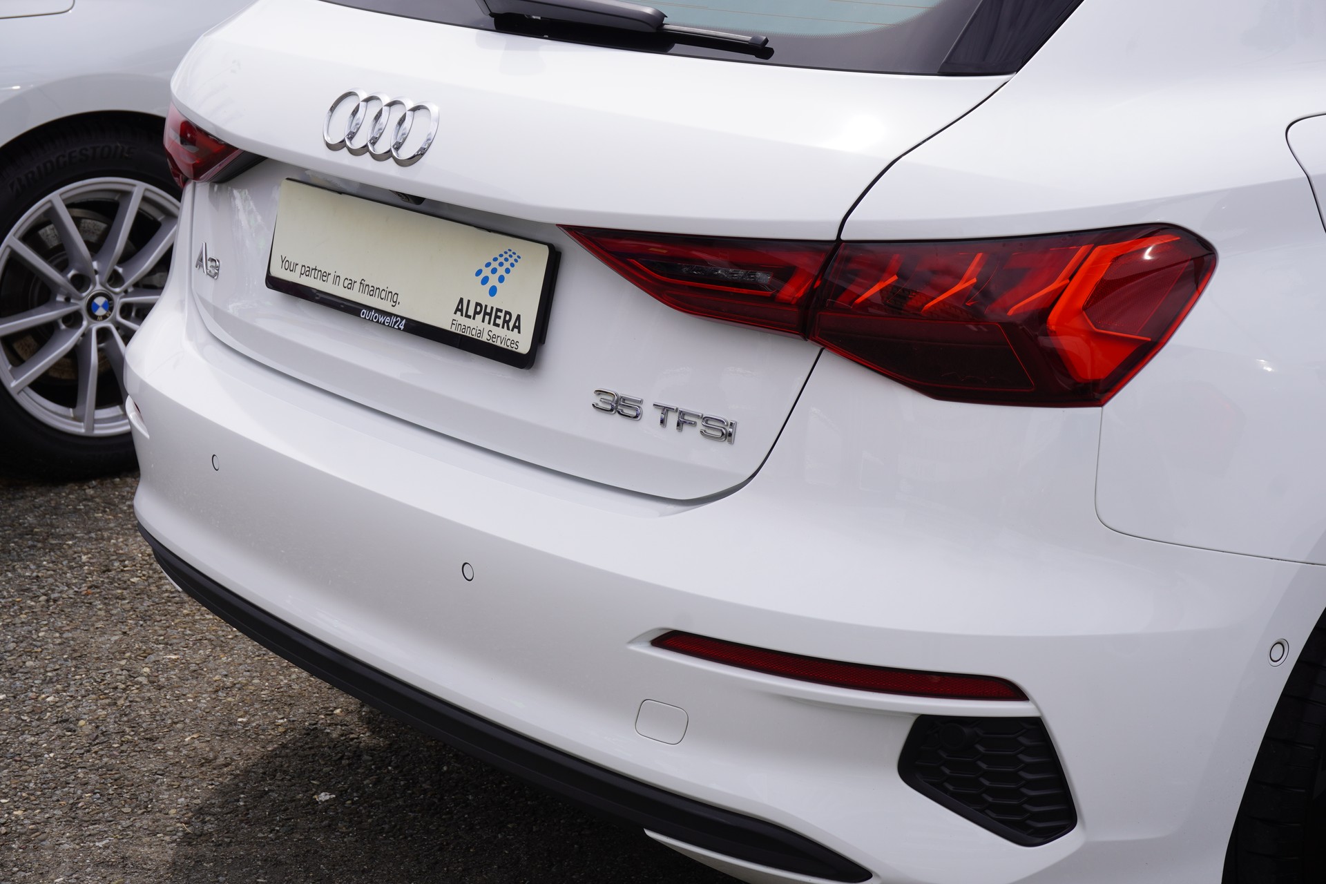 AUDI A3 Sportback 35 TFSI Attraction S-tronic S-LINE!!!-image-39