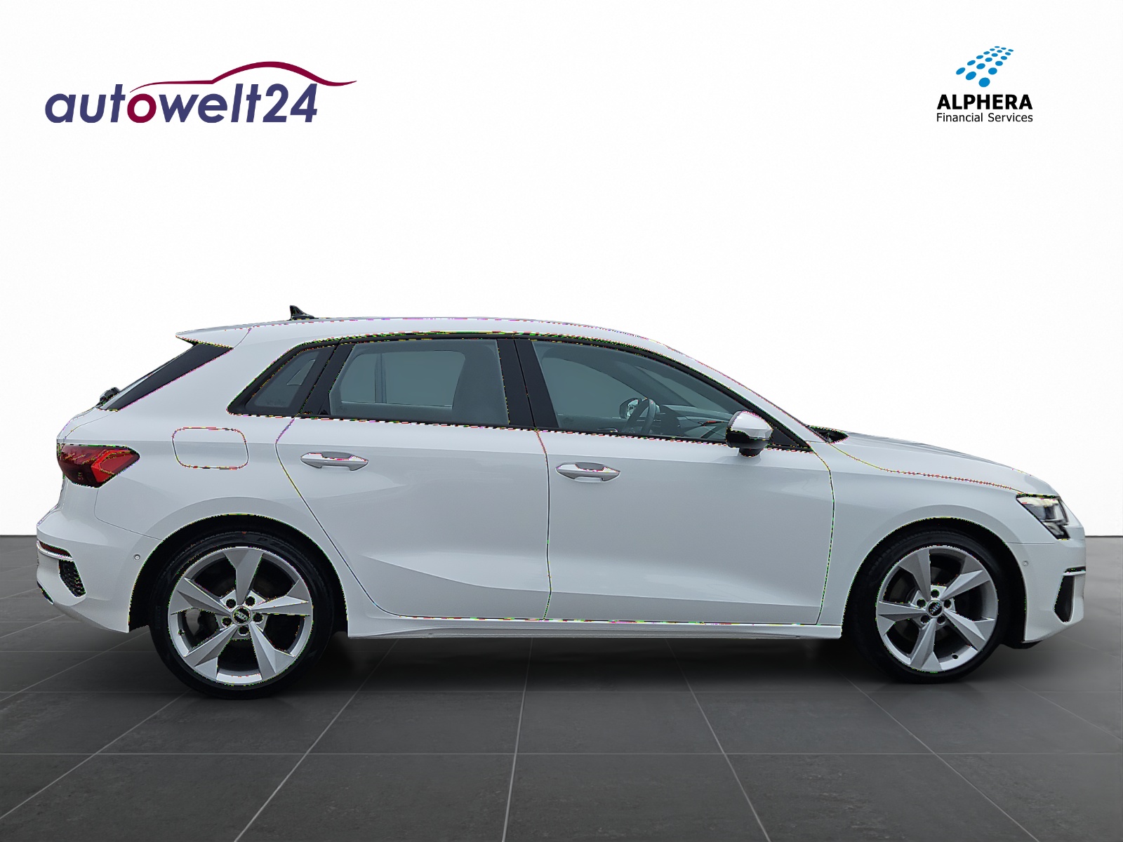 AUDI A3 Sportback 35 TFSI Attraction S-tronic S-LINE!!!-image-3