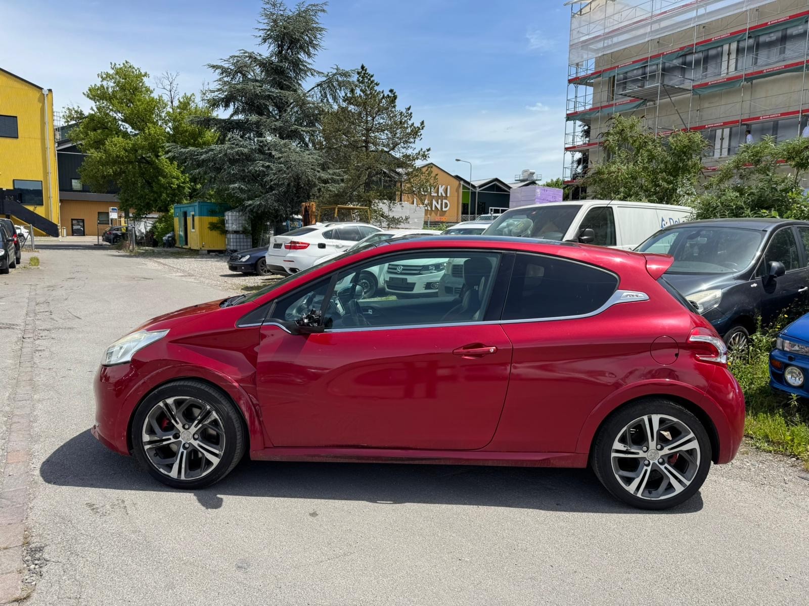 PEUGEOT 208 1.6 Turbo GTi-image-3