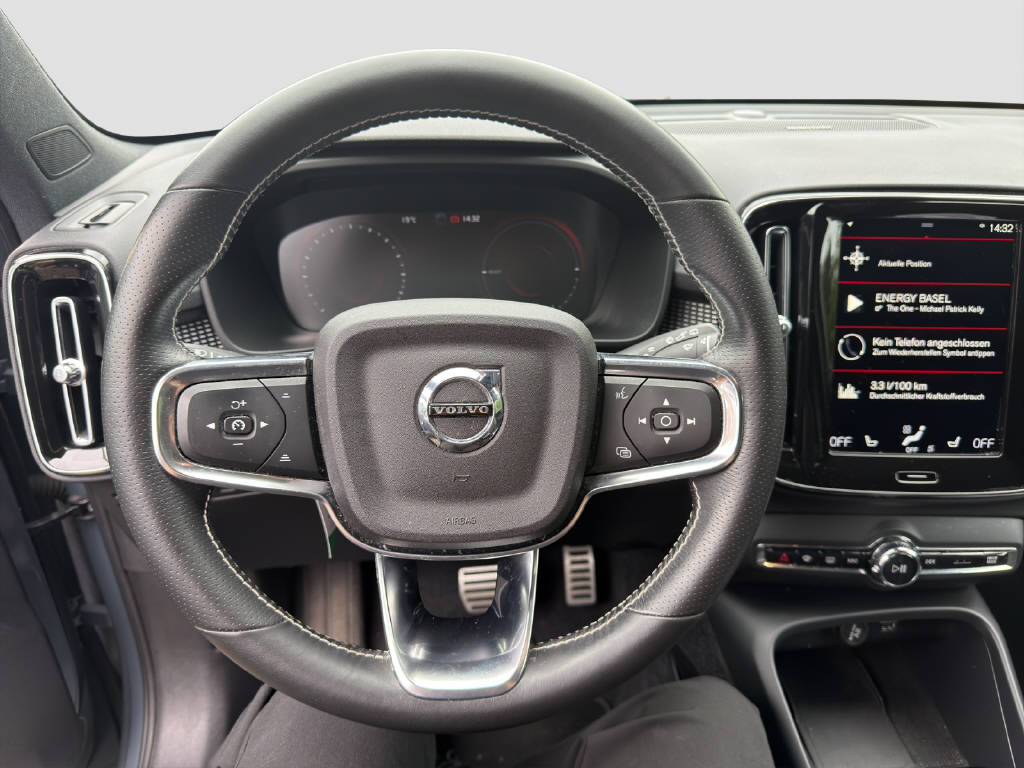 VOLVO XC40 1.5 T5 TE R-Design-image-5