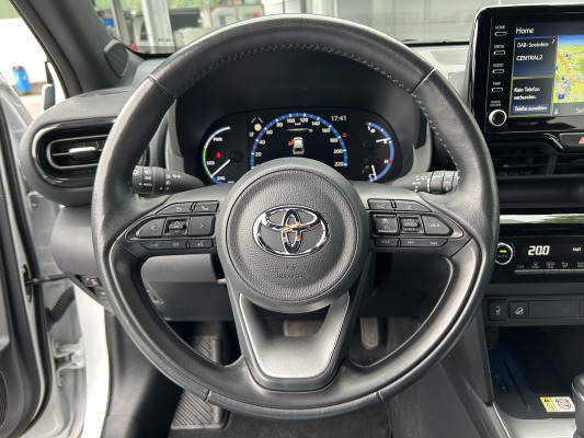 TOYOTA Yaris Cr. 1.5 Trend AWD A-image-8