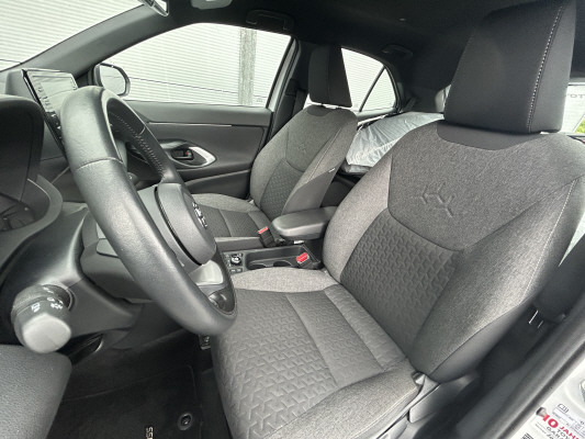 TOYOTA Yaris Cr. 1.5 Trend AWD A-image-6