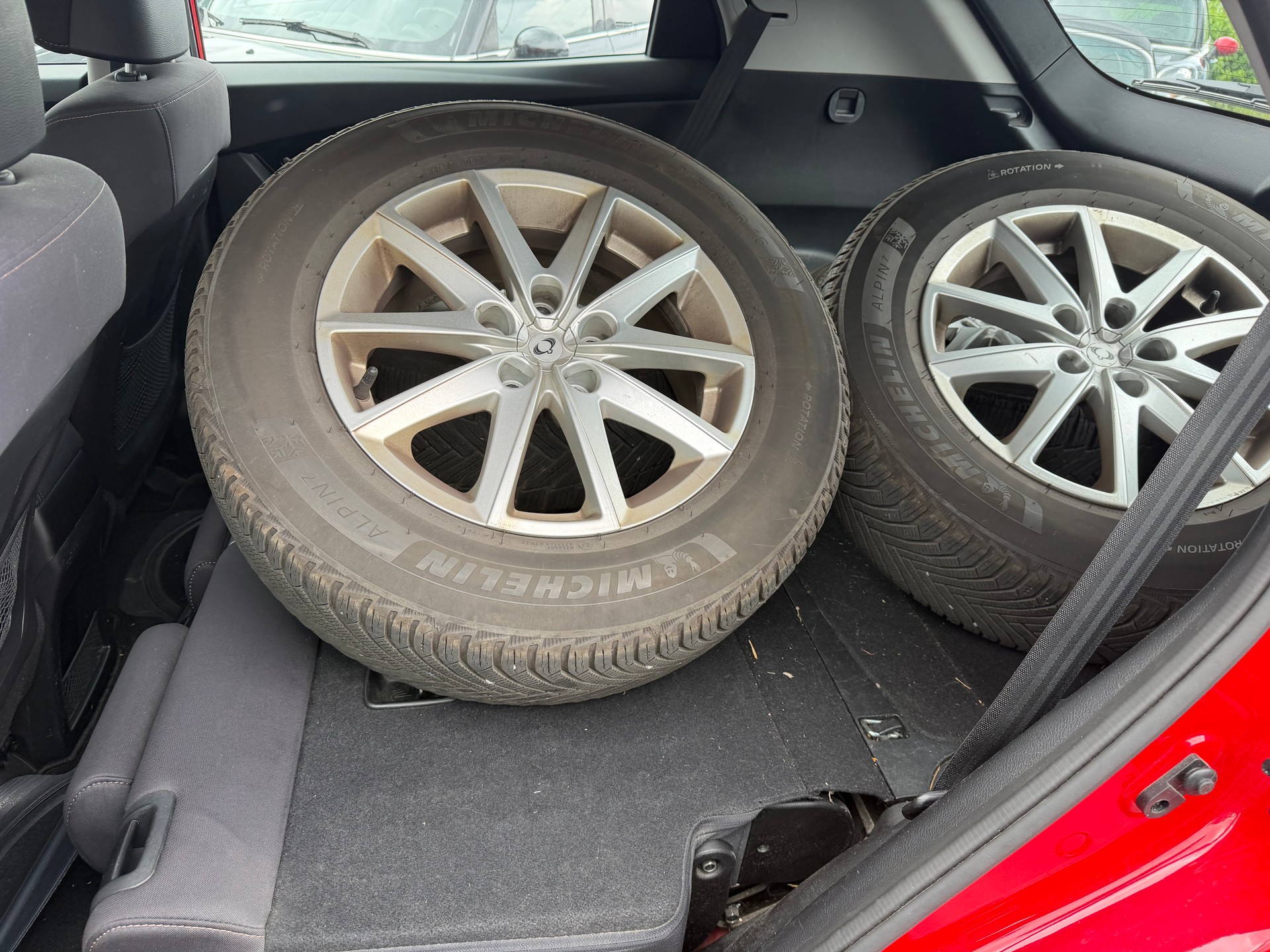 KGM-SsangYong Korando 2.0 e-XDI Plus Edition 4WD-image-9