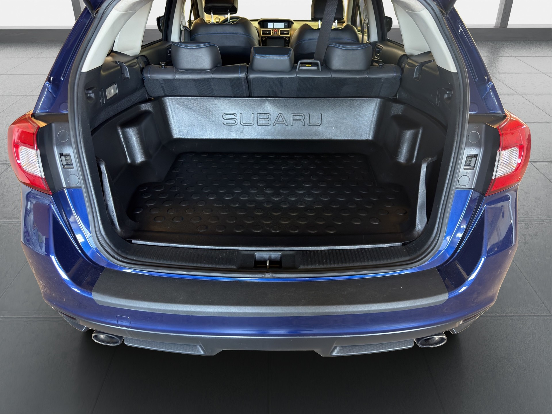 SUBARU Levorg 1.6DIT Luxury S AWD Lineartronic*TOP AUSSTATTUNG*-image-5