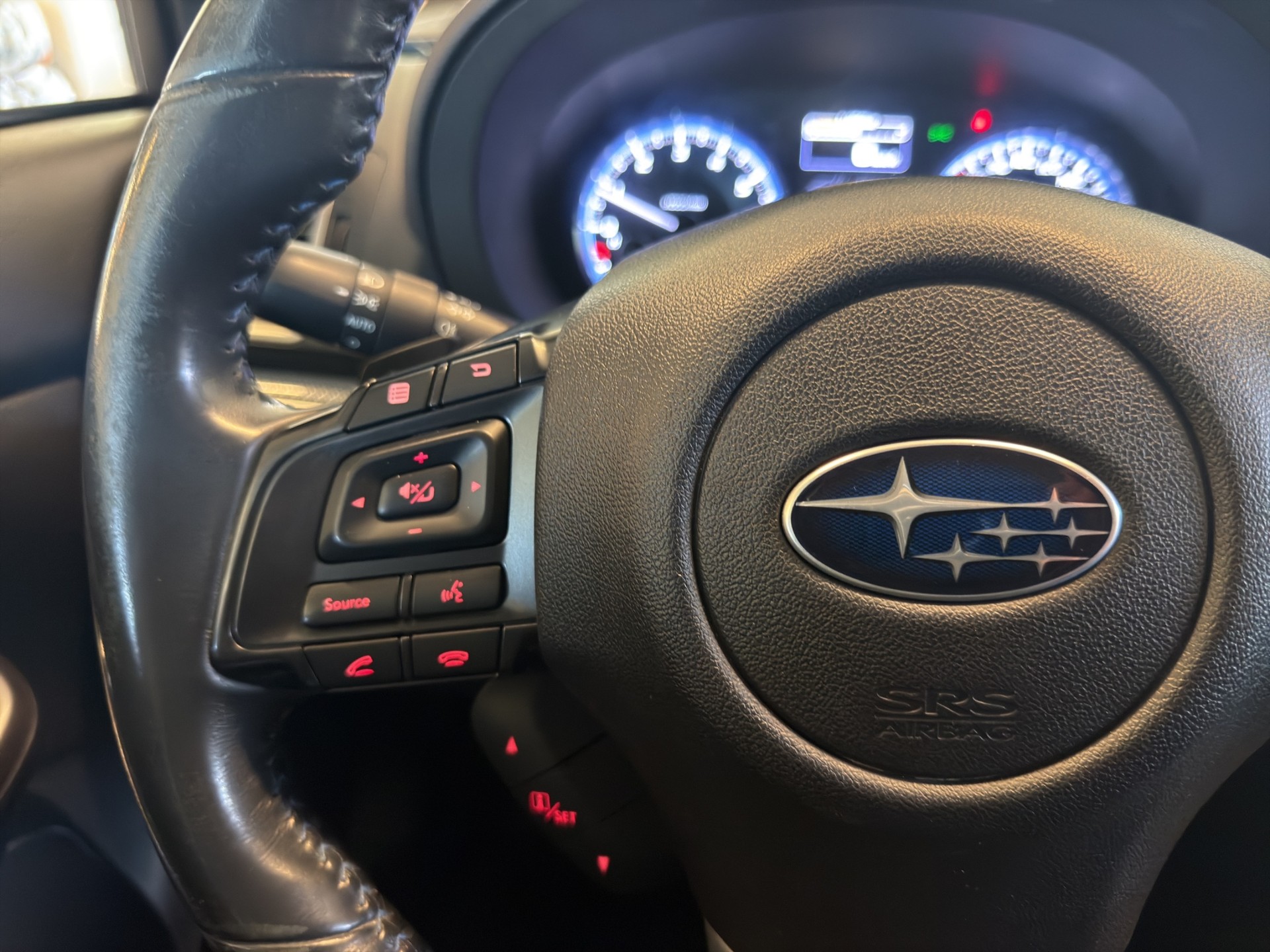 SUBARU Levorg 1.6DIT Luxury S AWD Lineartronic*TOP AUSSTATTUNG*-image-14