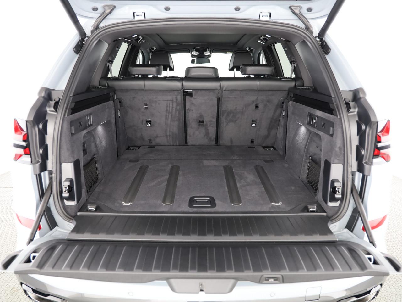 BMW X5 40d xDrive SAG-image-21