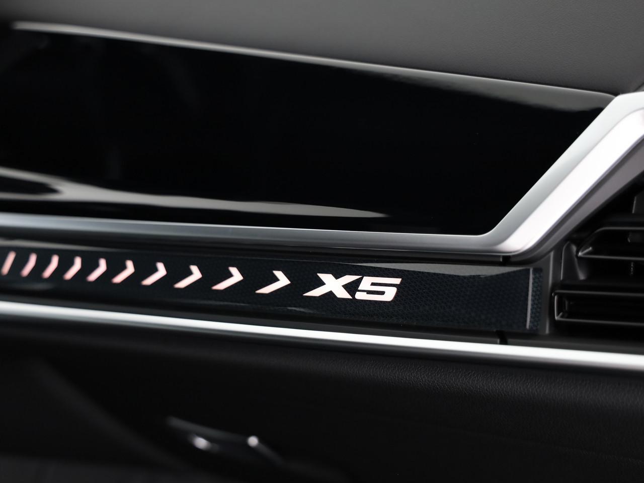 BMW X5 40d xDrive SAG-image-17