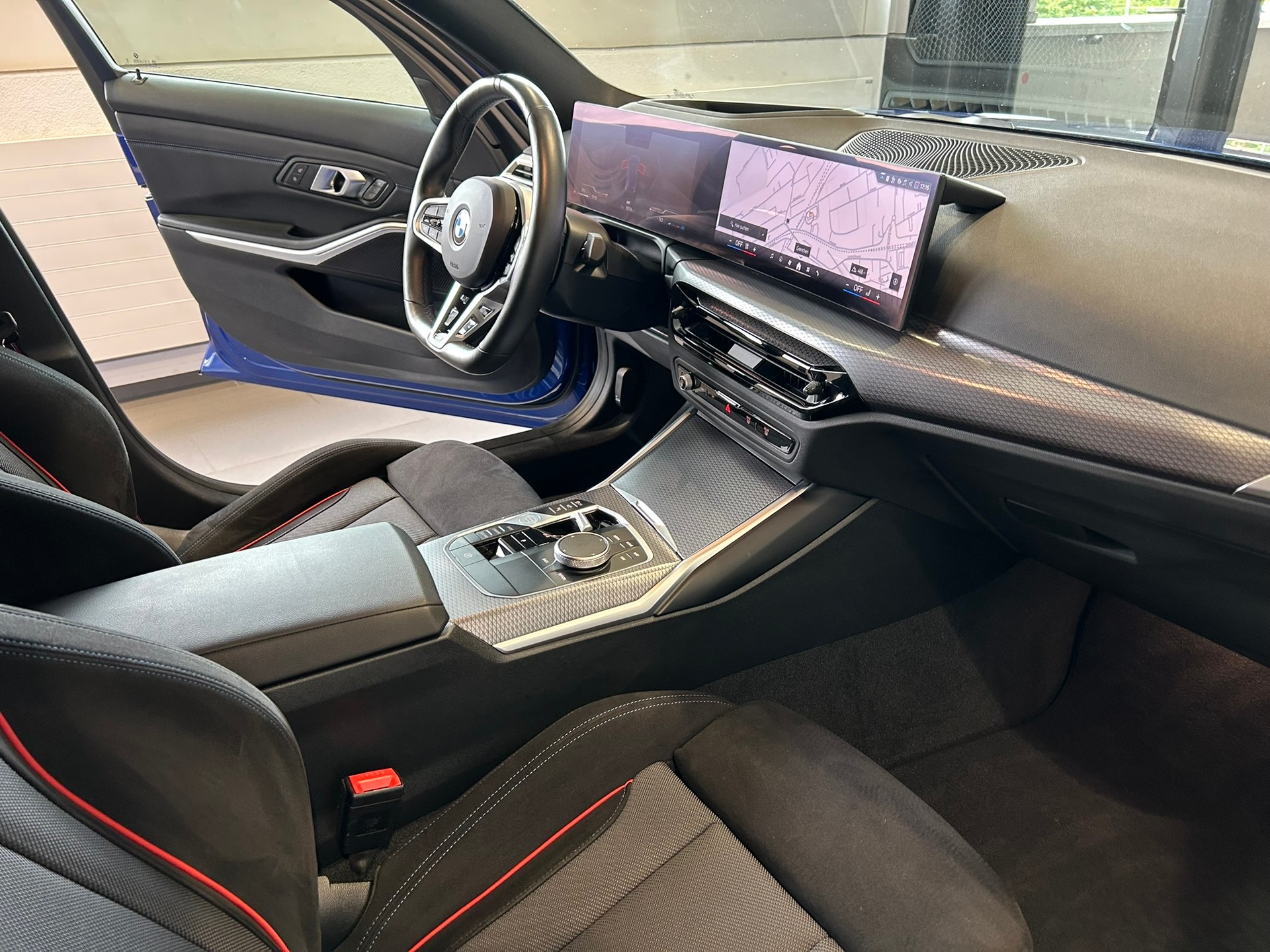 BMW 320d xDrive 48V Steptronic M Sport Pro-image-24