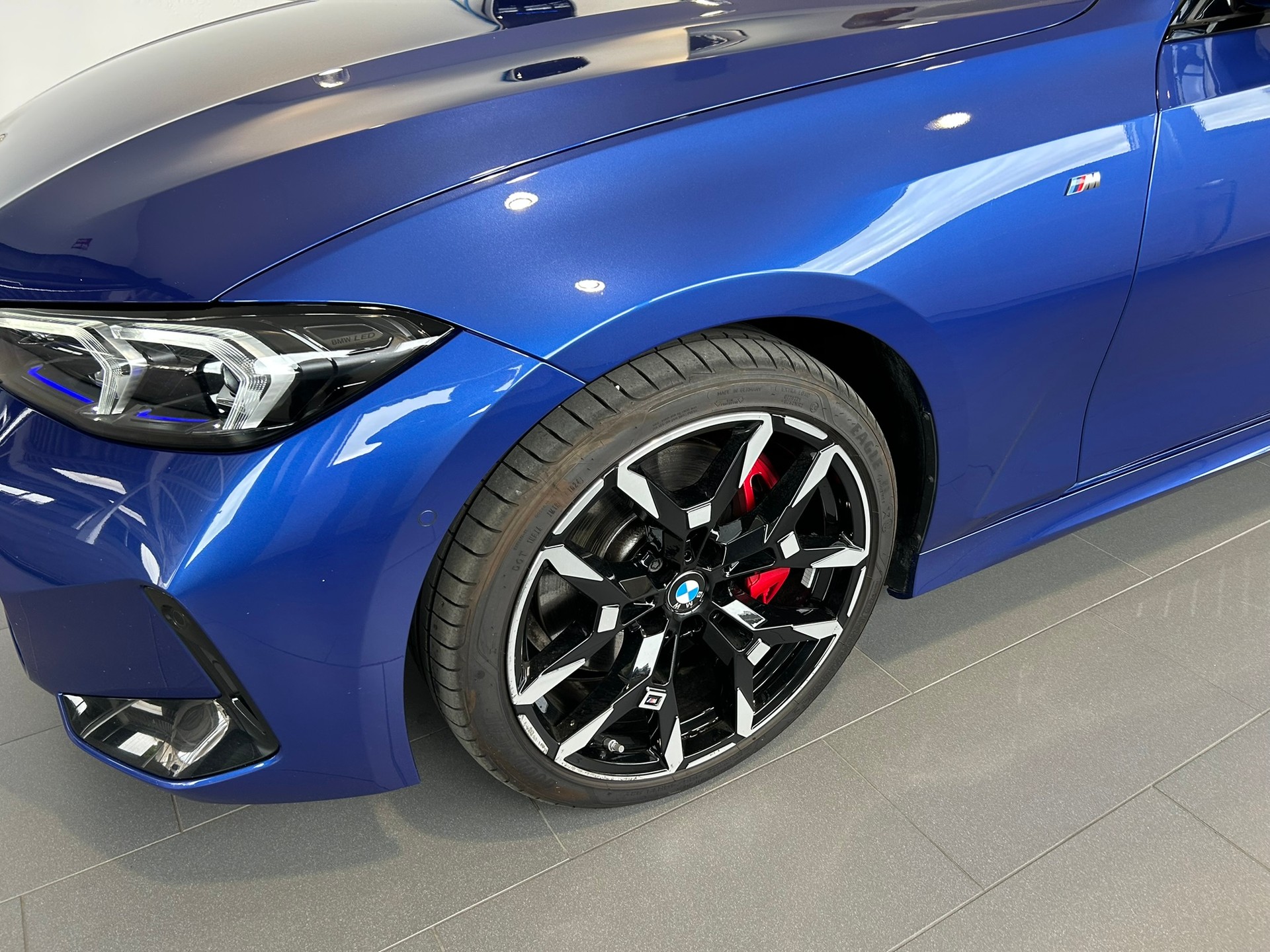 BMW 320d xDrive 48V Steptronic M Sport Pro-image-13