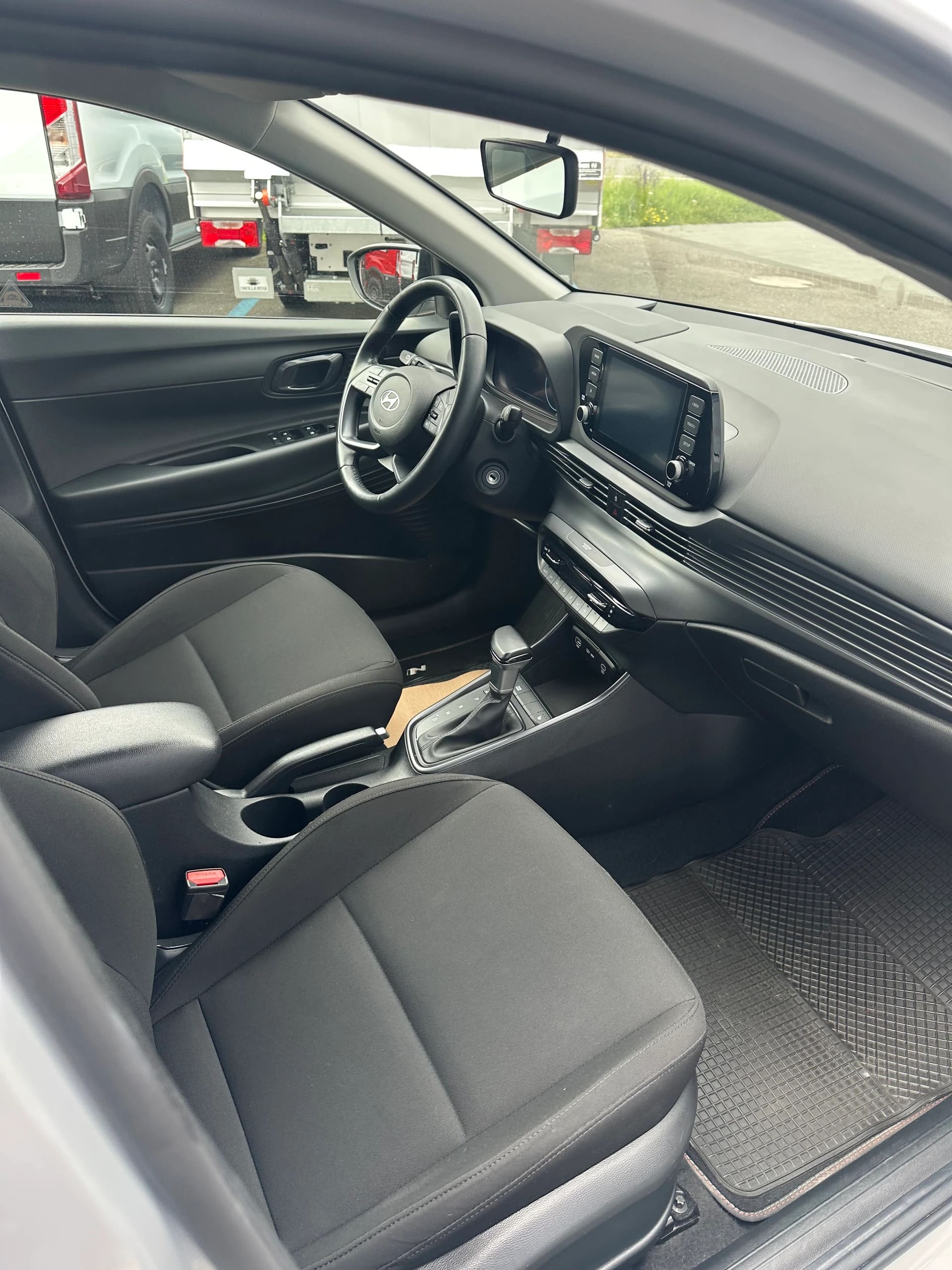 HYUNDAI i20 1.0 T-GDi Vertex-image-13