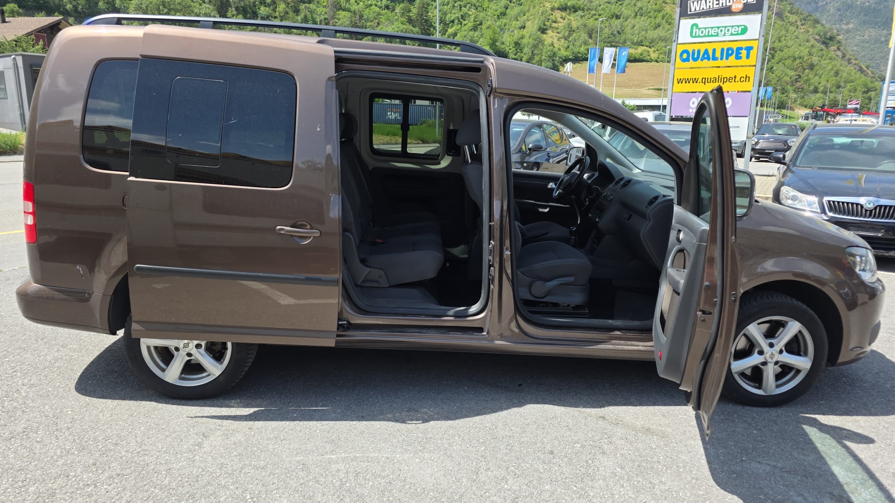 VW Caddy Maxi 2.0 TDI CR 4Motion Trendline-image-10