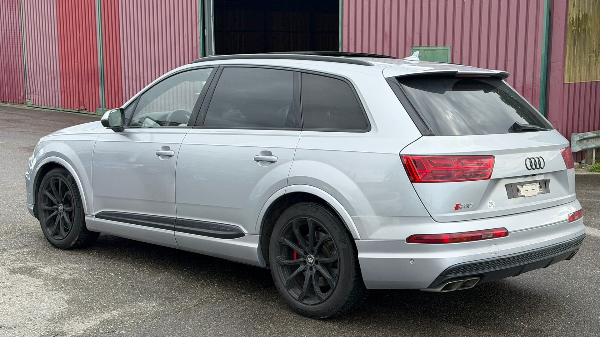 AUDI SQ7 4.0 TDI quattro tiptronic-image-6