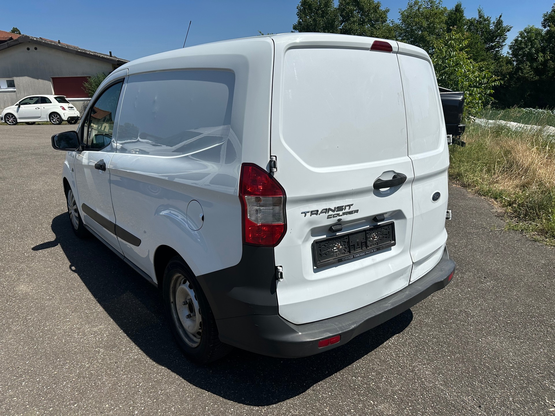FORD Transit Courier Van 1.5 TDCi Ambiente-image-6