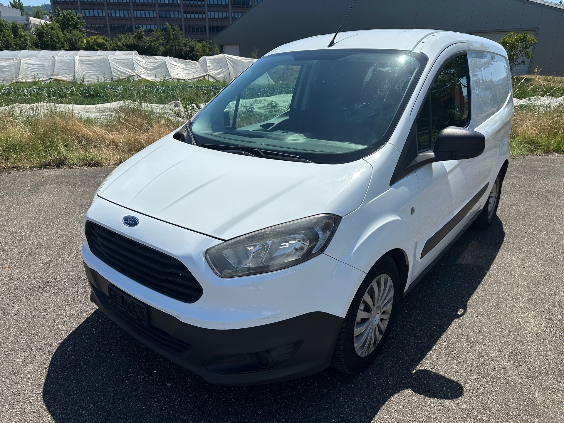FORD Transit Courier Van 1.5 TDCi Ambiente-image-0