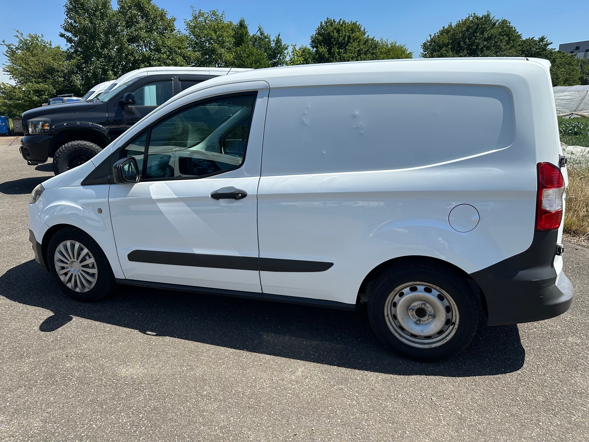 FORD Transit Courier Van 1.5 TDCi Ambiente-image-7