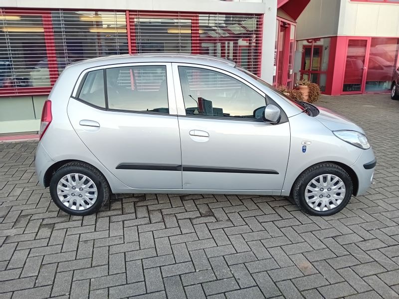HYUNDAI i10 1.2 Style-image-1