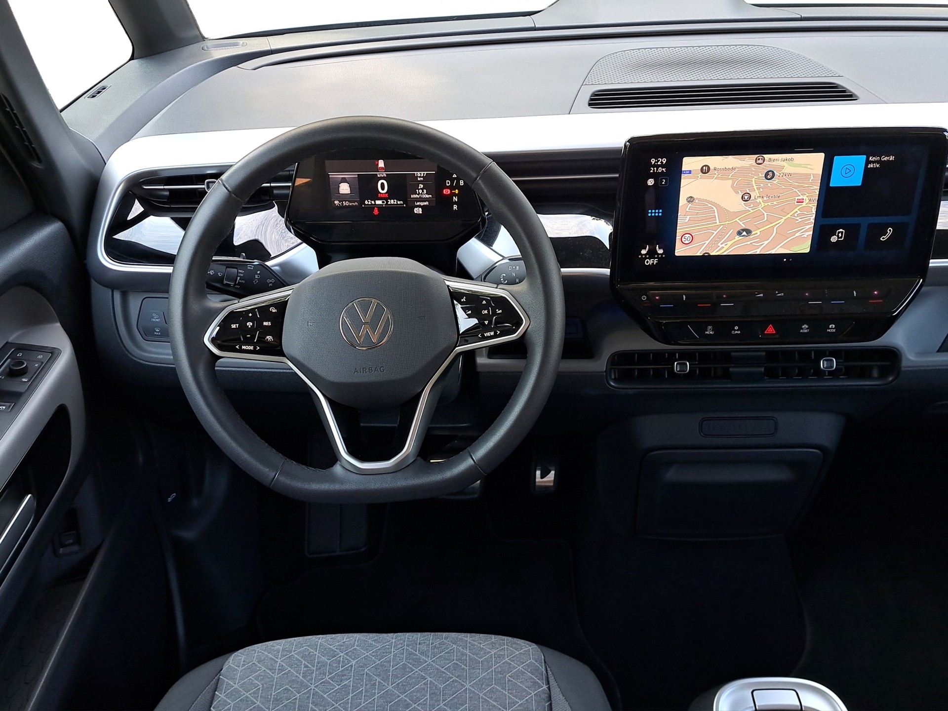 VW ID.Buzz NWB Pro *Anhängerkupplung* Mega Ausstattung*-image-8