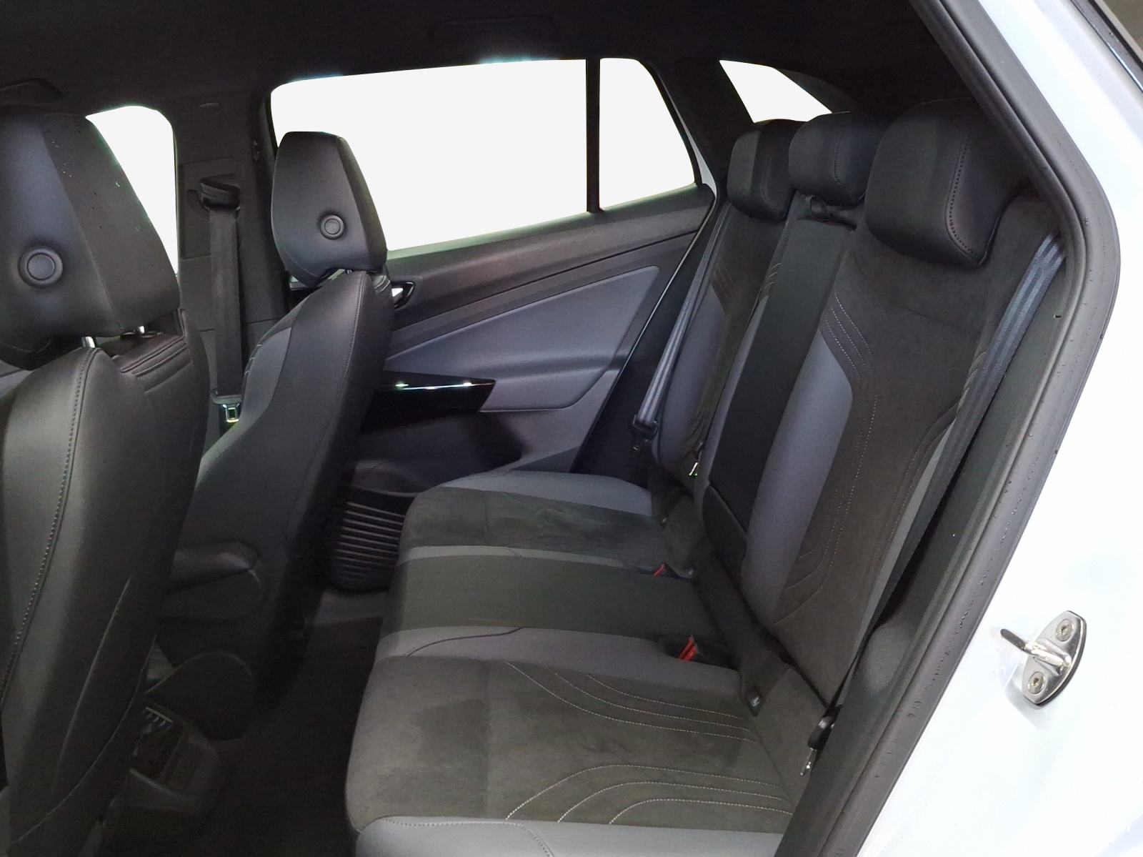VW ID.4 Pro Performance 77 kWh-image-12