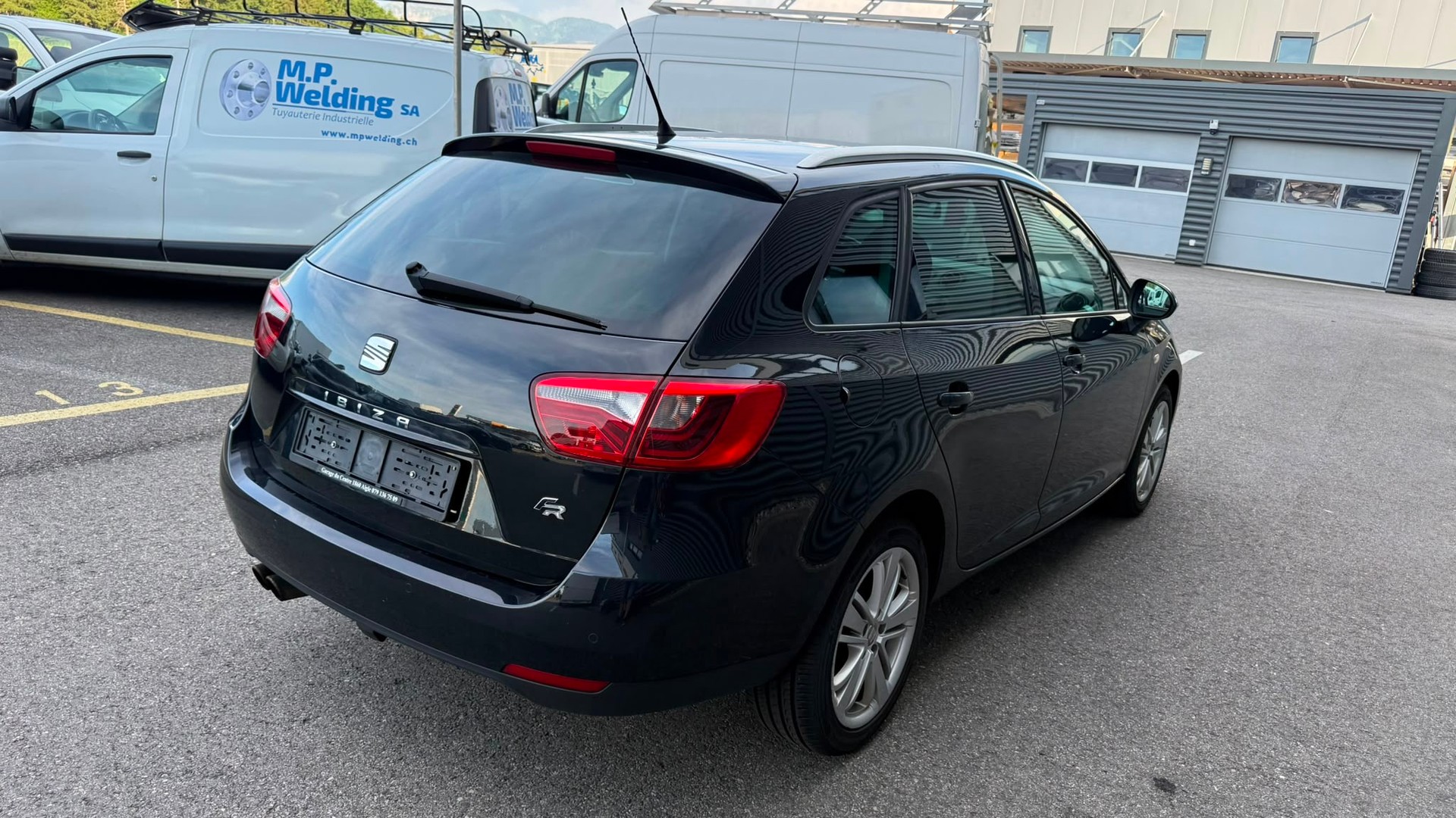 SEAT Ibiza ST 1.2 TSI FR DSG-image-3