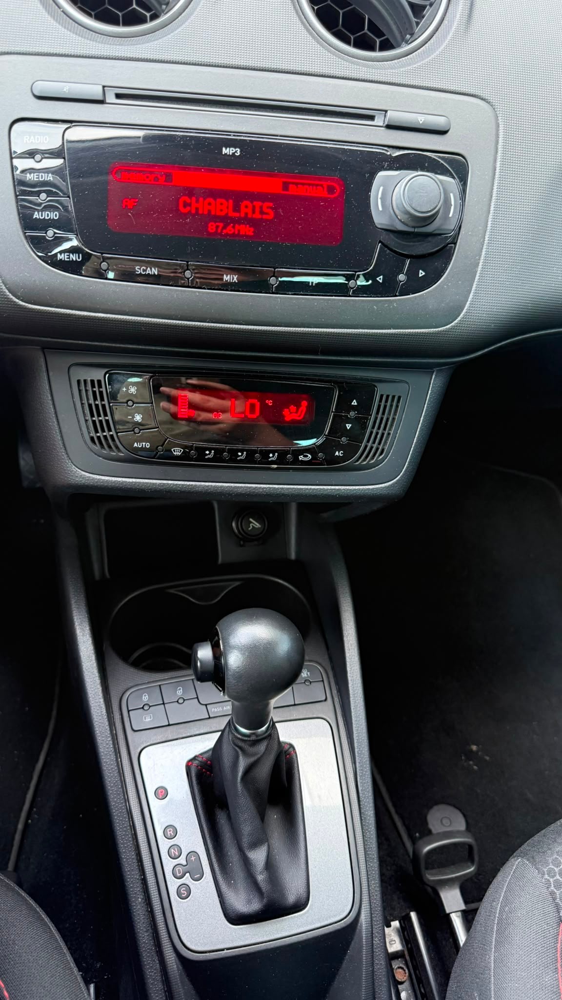 SEAT Ibiza ST 1.2 TSI FR DSG-image-8