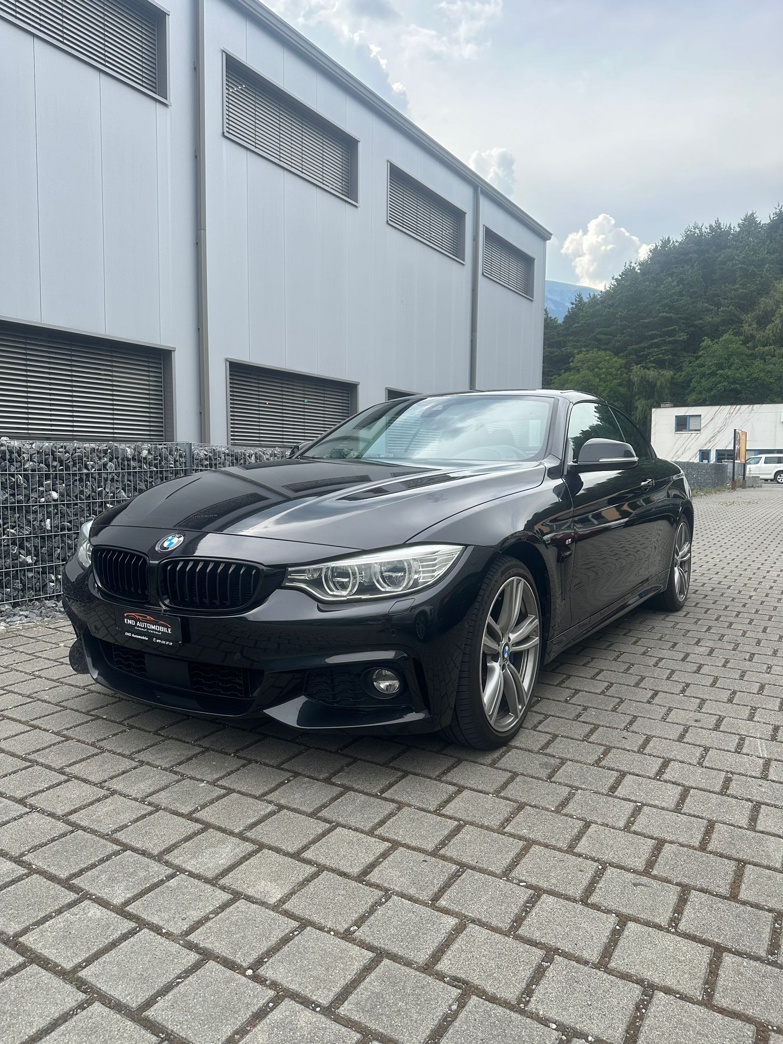 BMW 435i Cabriolet xDrive M-Paket-image-1