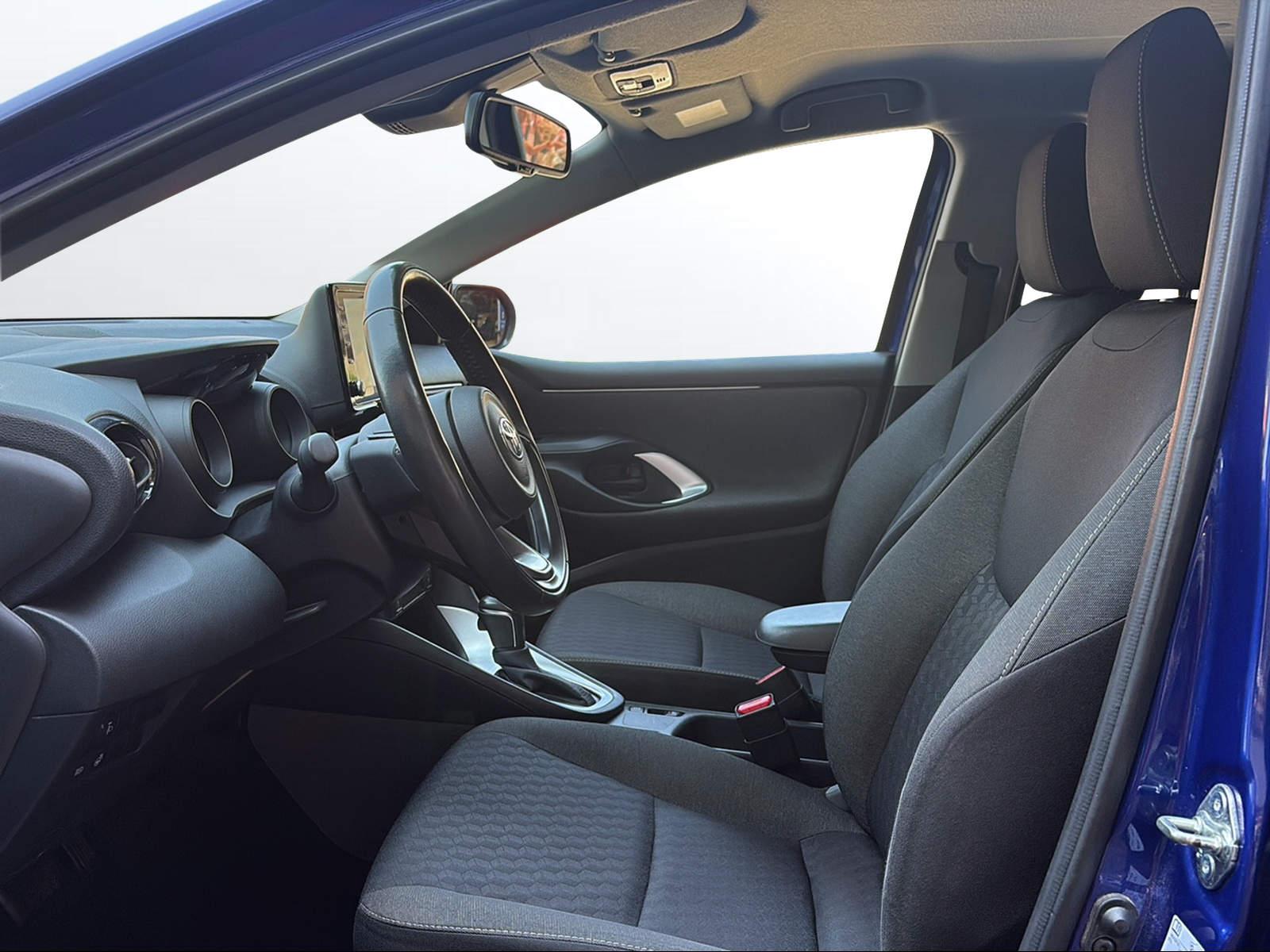 TOYOTA Yaris 1.5 VVT-i HSD Trend-image-3