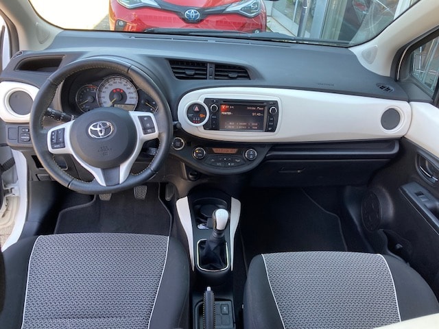 TOYOTA Yaris 1.33 Trend-image-10