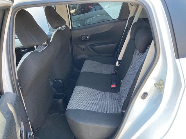 TOYOTA Yaris 1.33 Trend-image-9