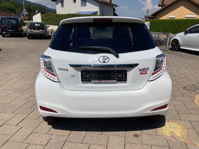 TOYOTA Yaris 1.33 Trend-image-4