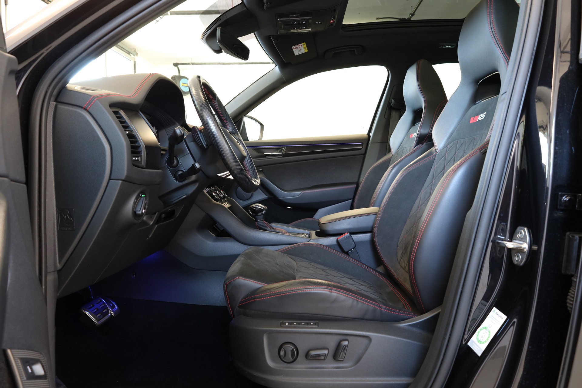 SKODA Kodiaq 2.0 TSI 4x4 RS-image-8