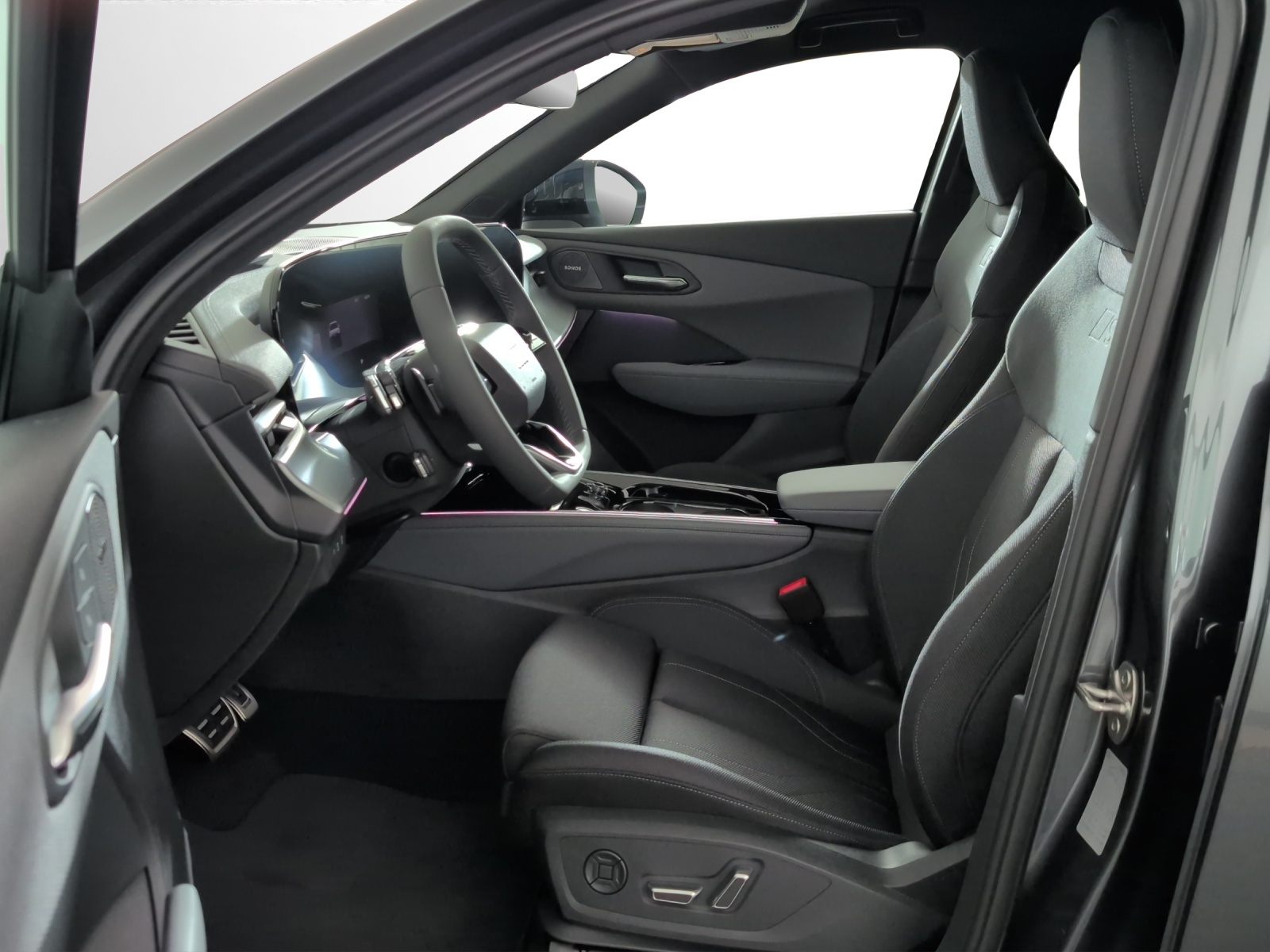 AUDI Q3 Sportback 110 kW TFSI S tronic-image-5