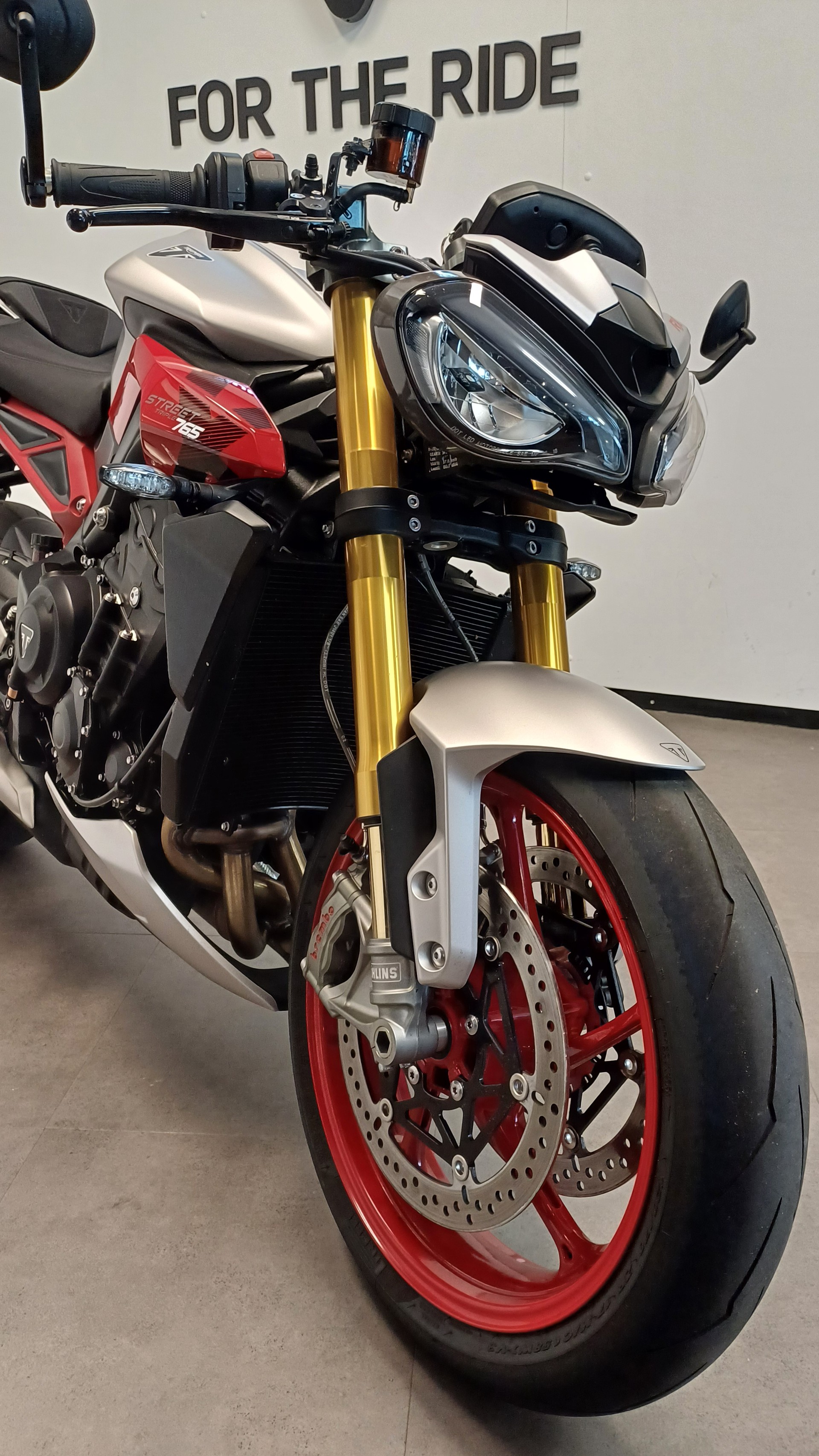 TRIUMPH Triumph Street Triple 765 RX-image-3