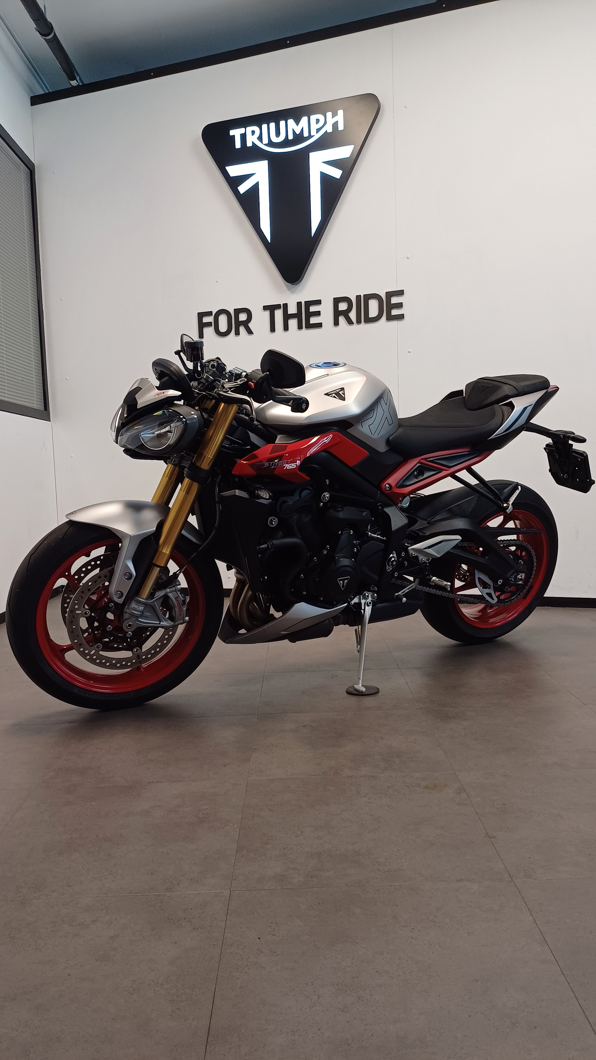 TRIUMPH Triumph Street Triple 765 RX-image-1