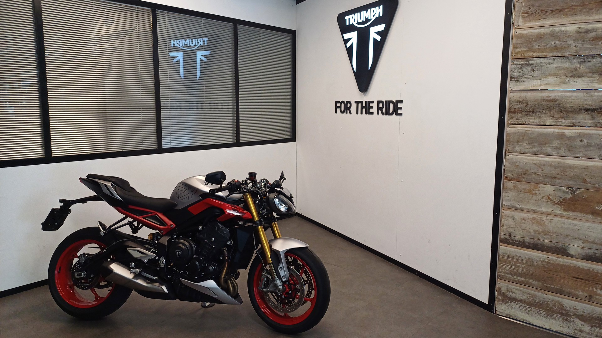 TRIUMPH Triumph Street Triple 765 RX