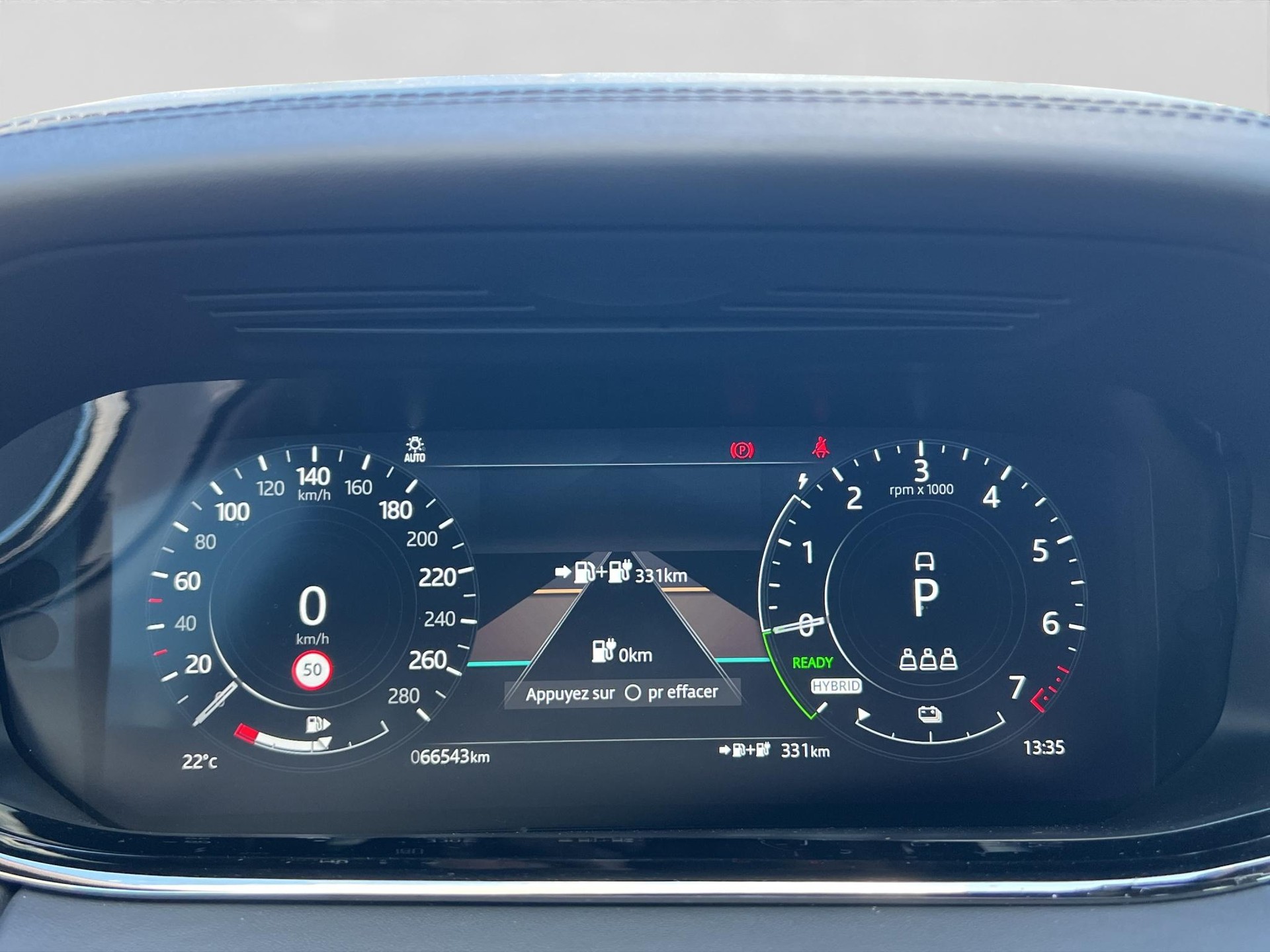 LAND ROVER Range Rover Evoque 1.5 T 300e R-Dynamic Autobiography-image-3